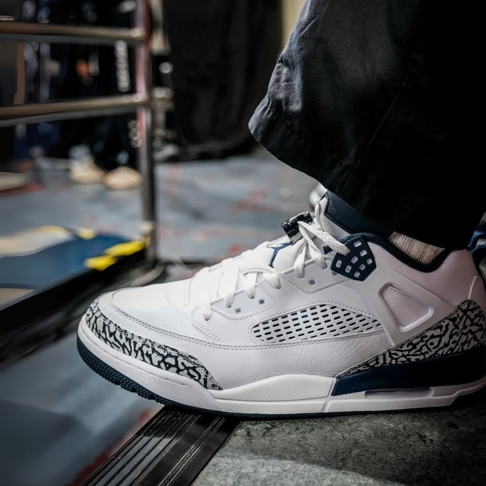 Air Jordan Spizike Low White Pure Platinum Obsidian