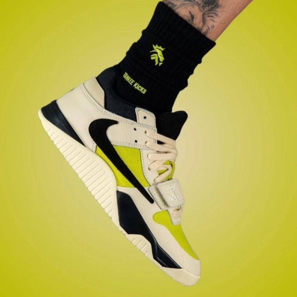 Air Jordan Jumpman Jack x Travis Scott TR Bright Cactus