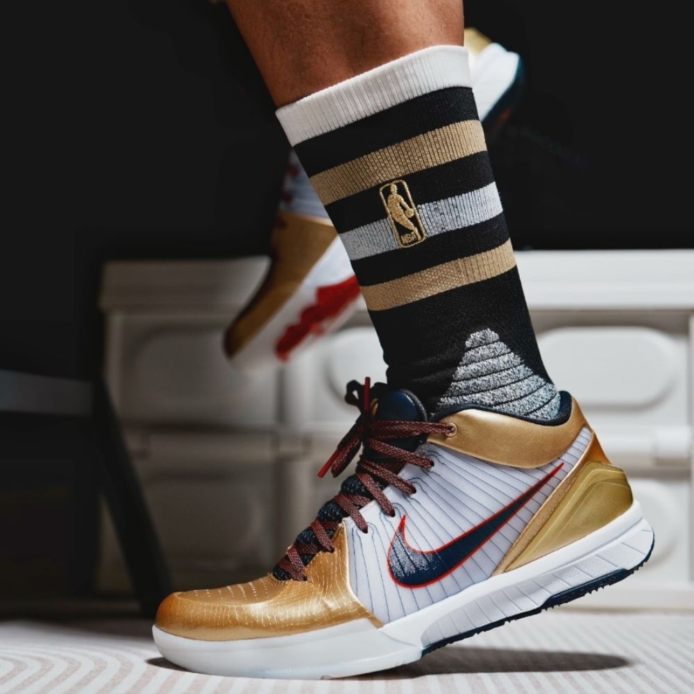 Nike Kobe 4 Protro Gold Medal