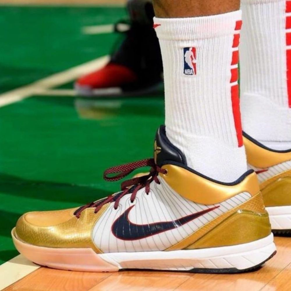 Nike Kobe 4 Protro Gold Medal