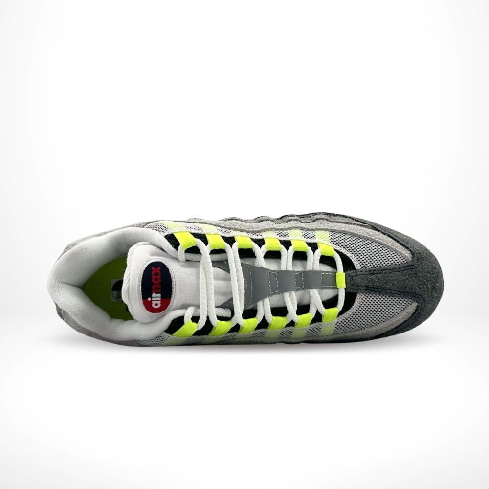 Nike Air Max 95 x Undefeated Geo Exclusive NYC Neon