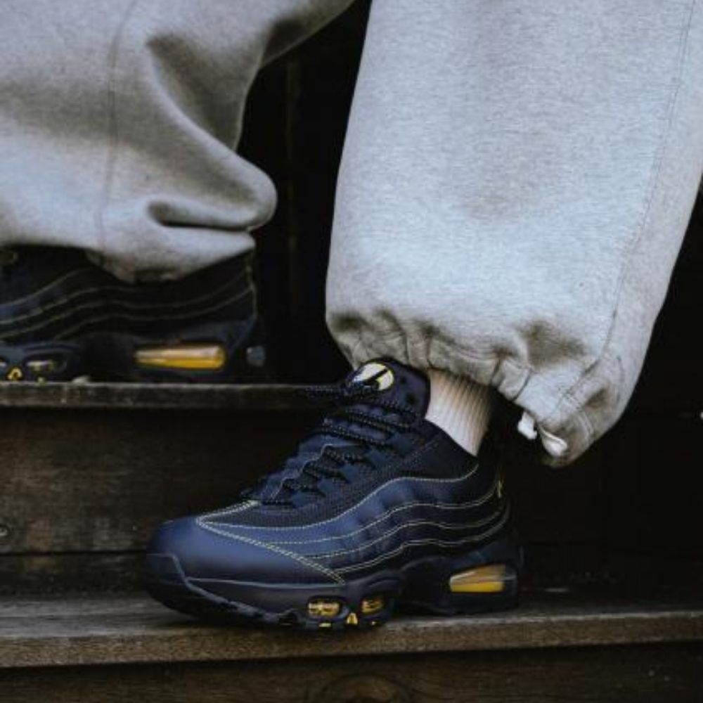 Nike Air Max 95 Michigan